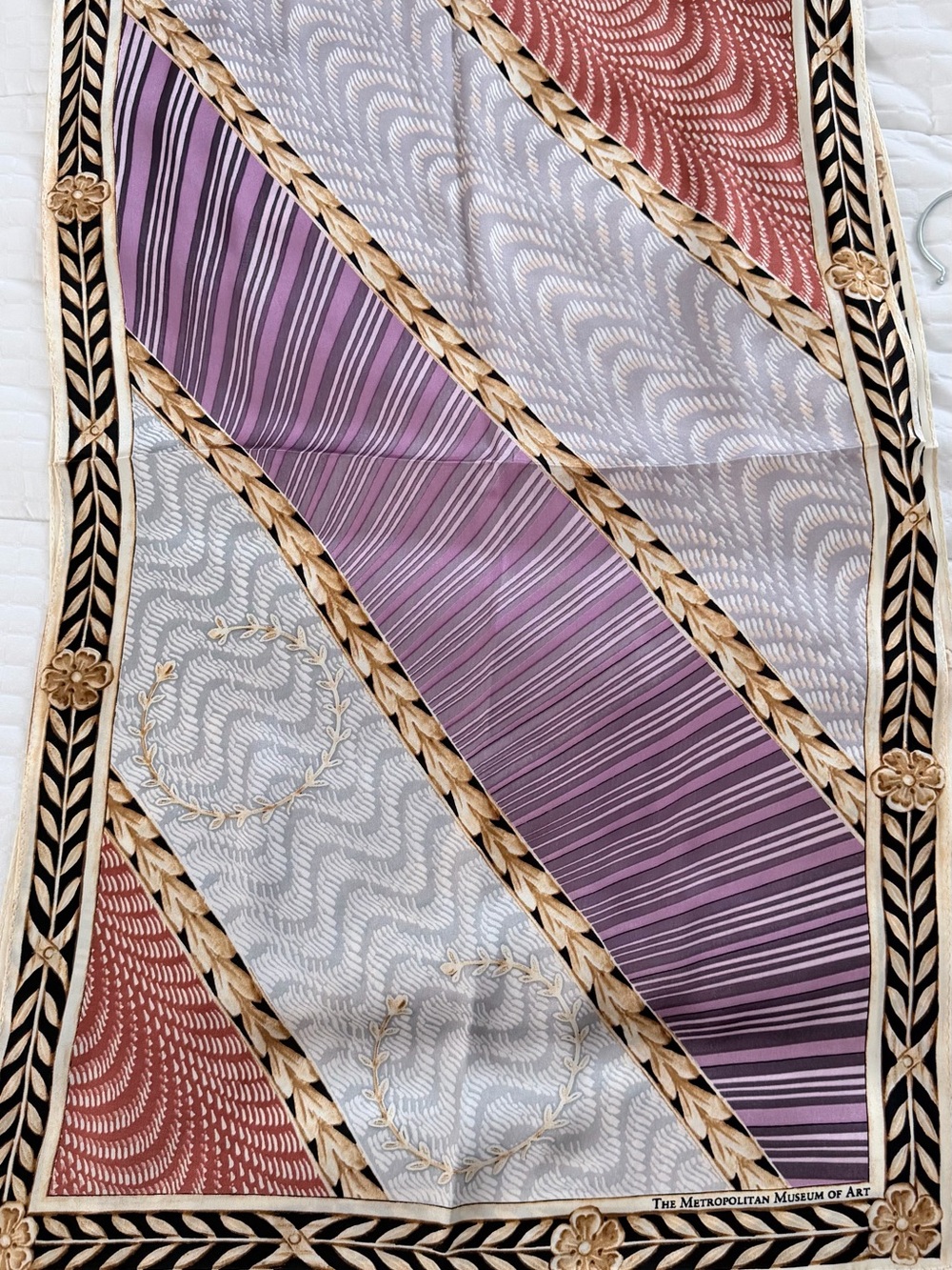 Vintage The Met Metropolitan Museum of Art 100% Silk Botanical Leaf Scarf